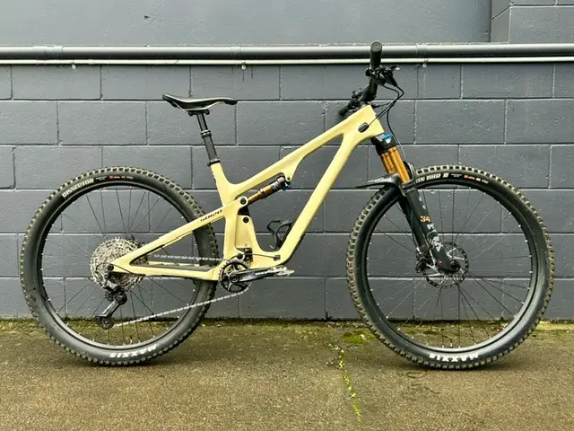 Ex Demo Yeti SB120 T Series T1 LG