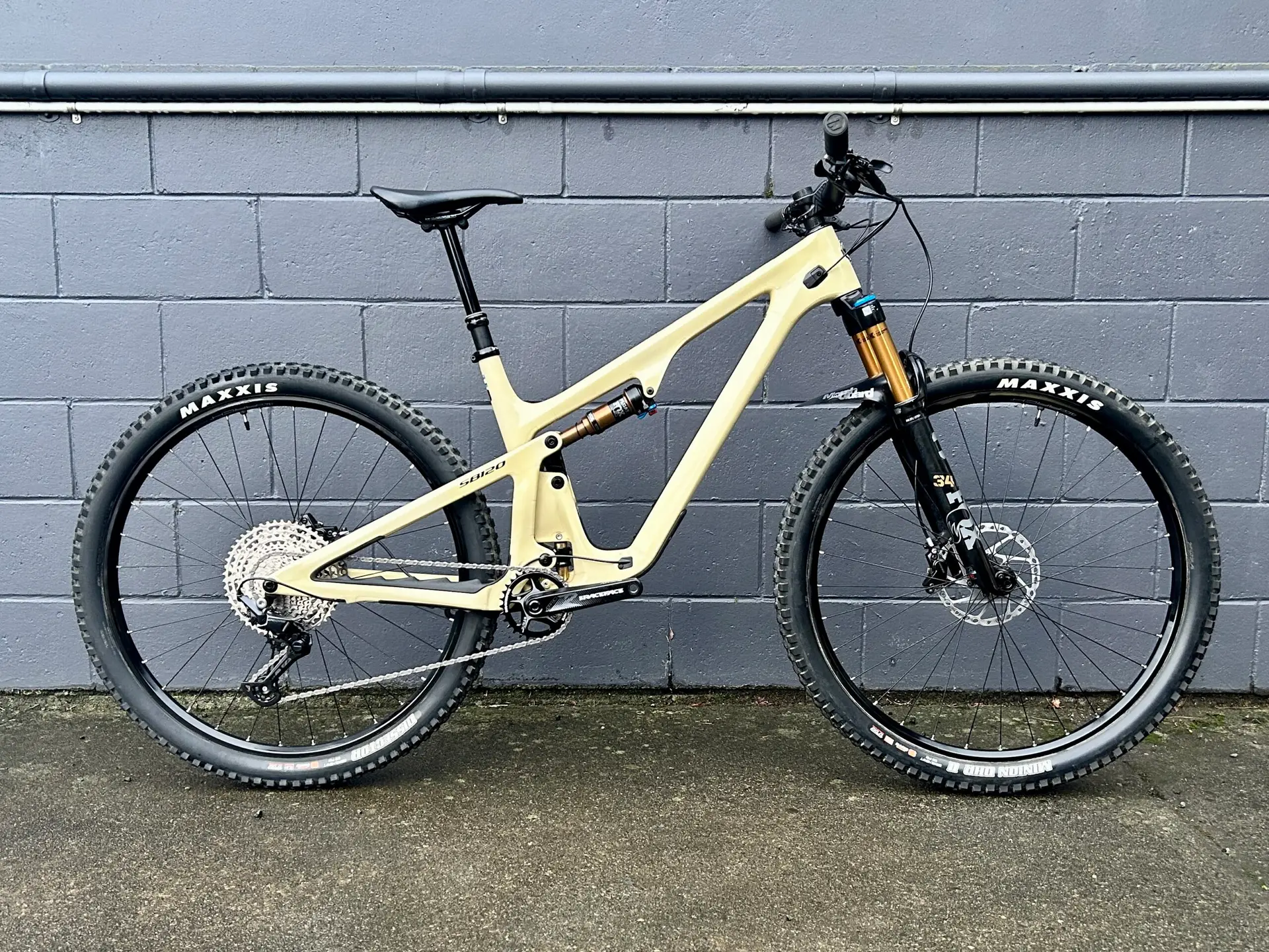 Ex Demo Yeti SB120 T Series T1 LG